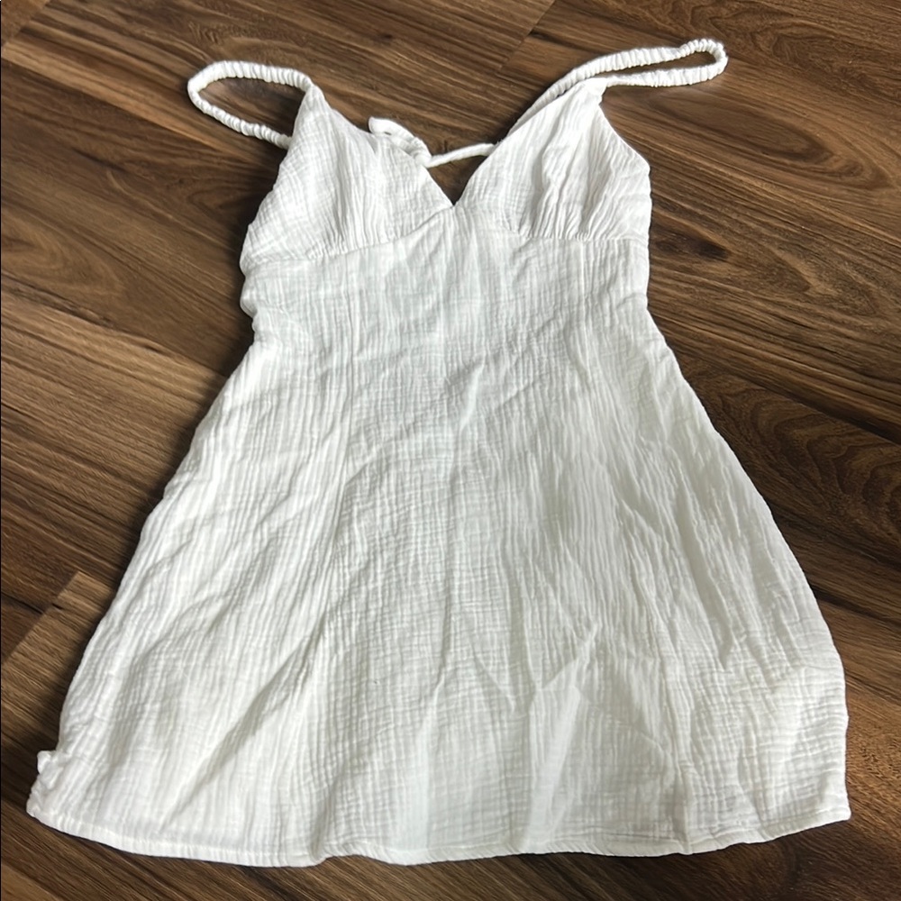 Elegant White Mini Dress